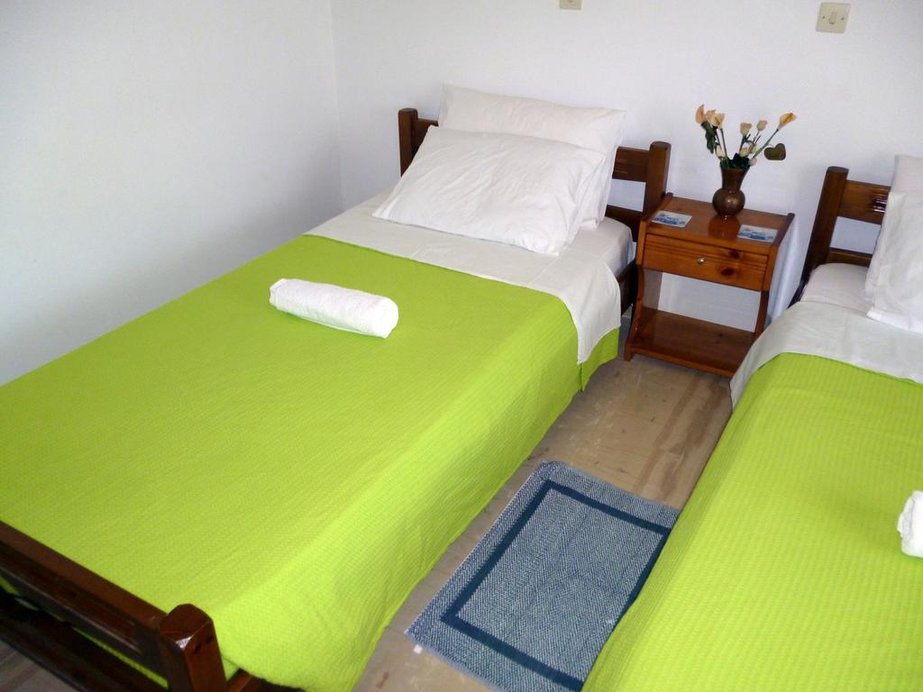 Villa Helen Arillas  Ruang foto
