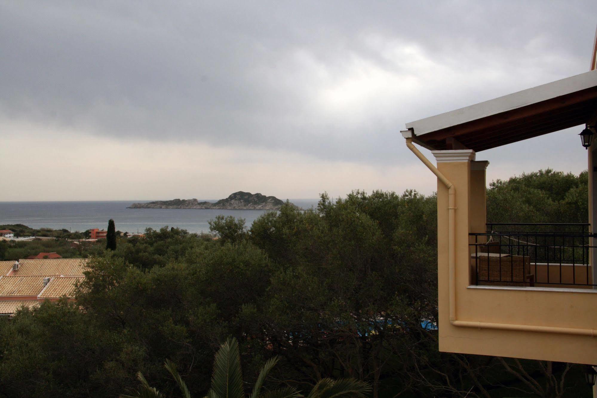 Villa Helen Arillas  Bagian luar foto